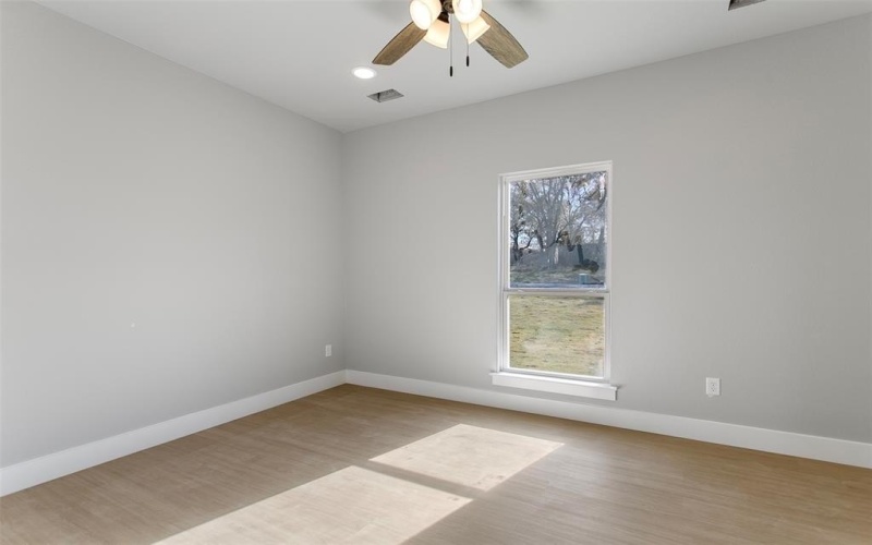 305 Caro Drive, West Tawakoni, TX 75474, 4 Bedrooms Bedrooms, ,2 BathroomsBathrooms,Residential,For Sale,305 Caro Drive,20981189