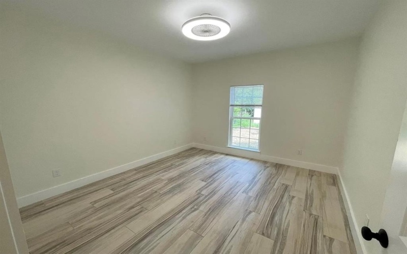 115 E 8th Street, Weatherford, TX 76086, 3 Bedrooms Bedrooms, ,2 BathroomsBathrooms,Residential Lease,For Rent,115 E 8th Street,20981276