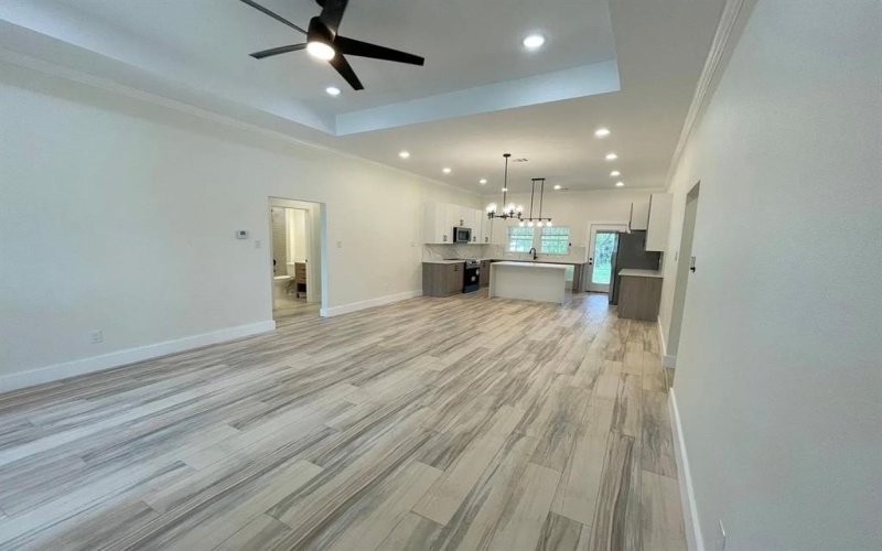 115 E 8th Street, Weatherford, TX 76086, 3 Bedrooms Bedrooms, ,2 BathroomsBathrooms,Residential Lease,For Rent,115 E 8th Street,20981276