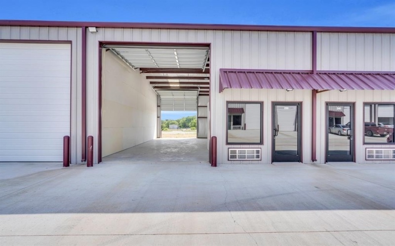 6029 Conveyor Drive #240, Cleburne, TX 76031, ,Other,For Sale,6029 Conveyor Drive,20981358
