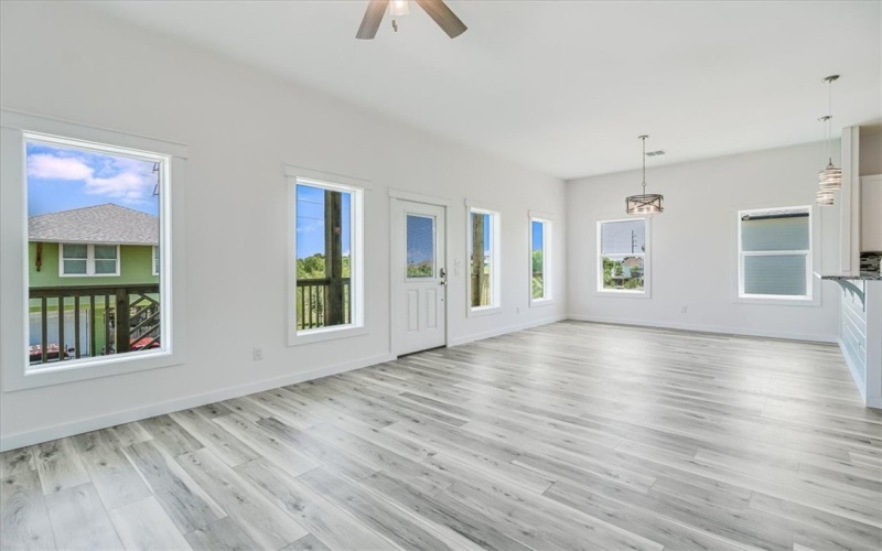 235 Port Mansfield Street, Port Aransas, TX 78373, 4 Habitaciones Habitaciones , ,3 BañosBaños,Residential,En Venta,235 Port Mansfield Street,452310