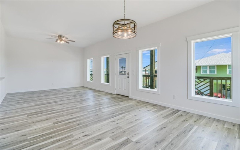 235 Port Mansfield Street, Port Aransas, TX 78373, 4 Habitaciones Habitaciones , ,3 BañosBaños,Residential,En Venta,235 Port Mansfield Street,452310