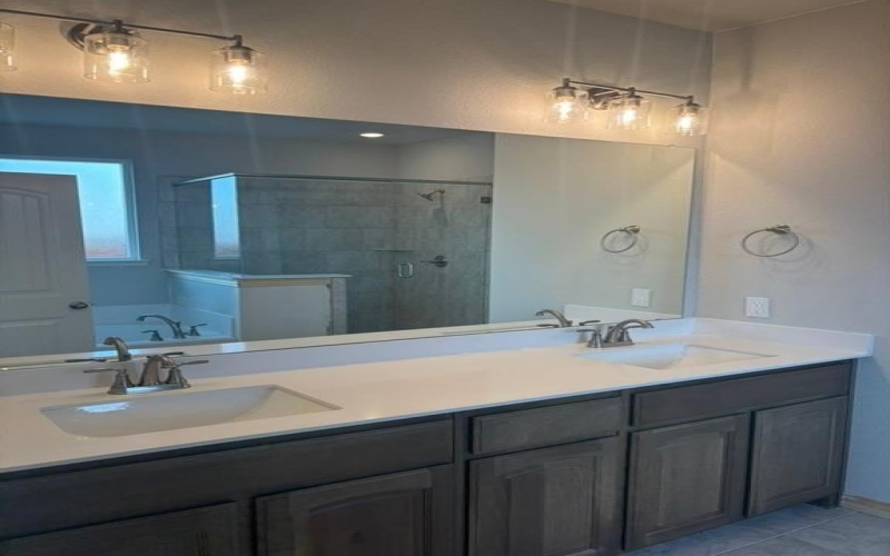 2020 Velora Drive, Fort Worth, TX 76052, 5 Bedrooms Bedrooms, ,3 BathroomsBathrooms,Residential,For Sale,2020 Velora Drive,20981521