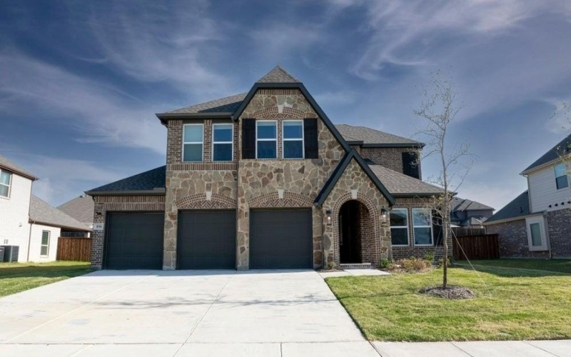 850 Blue Heron Drive, Forney, TX 75126, 5 Bedrooms Bedrooms, ,5 BathroomsBathrooms,Residential,For Sale,850 Blue Heron Drive,20979871