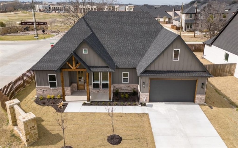 201 Belmont Drive, Willow Park, TX 76087, 3 Bedrooms Bedrooms, ,2 BathroomsBathrooms,Residential,For Sale,201 Belmont Drive,20981589