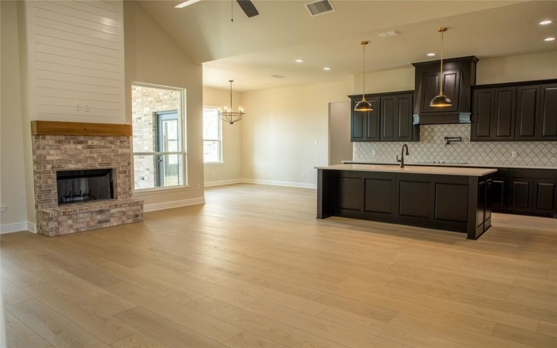 201 Belmont Drive, Willow Park, TX 76087, 3 Bedrooms Bedrooms, ,2 BathroomsBathrooms,Residential,For Sale,201 Belmont Drive,20981589
