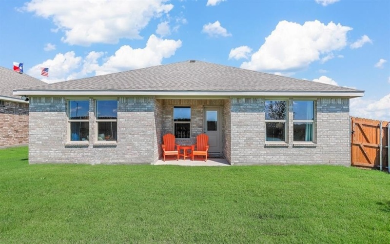 425 LUBBOCK Drive N, Azle, TX 76020, 3 Bedrooms Bedrooms, ,2 BathroomsBathrooms,Residential,For Sale,425 LUBBOCK Drive N,20979953