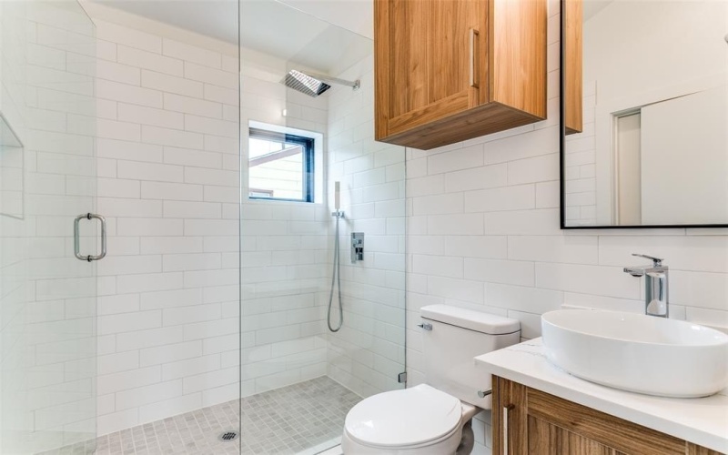 4306 Deere Street #102, Dallas, TX 75204, 1 Bedroom Bedrooms, ,1 BathroomBathrooms,Residential Lease,For Rent,4306 Deere Street,20979966