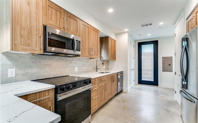 4306 Deere Street #102, Dallas, TX 75204, 1 Bedroom Bedrooms, ,1 BathroomBathrooms,Residential Lease,For Rent,4306 Deere Street,20979966