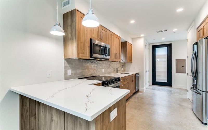 4306 Deere Street #102, Dallas, TX 75204, 1 Bedroom Bedrooms, ,1 BathroomBathrooms,Residential Lease,For Rent,4306 Deere Street,20979966