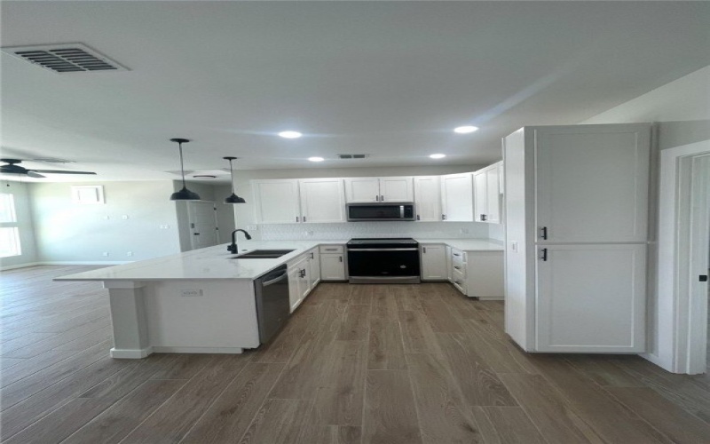 603 E Avenue G unit: 303 #303, Port Aransas, TX 78373, 4 Bedrooms Bedrooms, ,3 BathroomsBathrooms,Residential,For Sale,603 E Avenue G unit: 303,460763