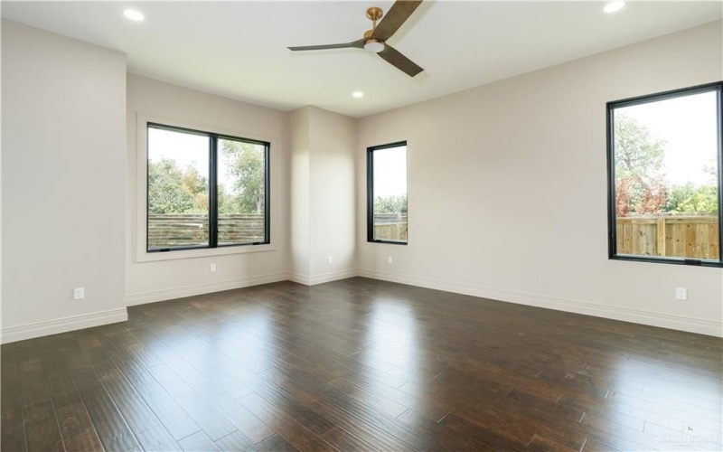 8151 N 55th Lane, McAllen, TX 78504, 4 Bedrooms Bedrooms, ,3 BathroomsBathrooms,Residential,For Sale,8151 N 55th Lane,474580