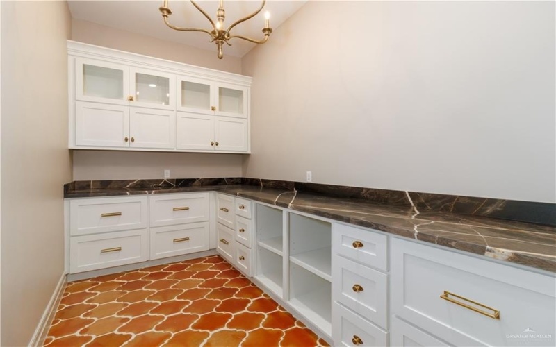 8151 N 55th Lane, McAllen, TX 78504, 4 Bedrooms Bedrooms, ,3 BathroomsBathrooms,Residential,For Sale,8151 N 55th Lane,474580