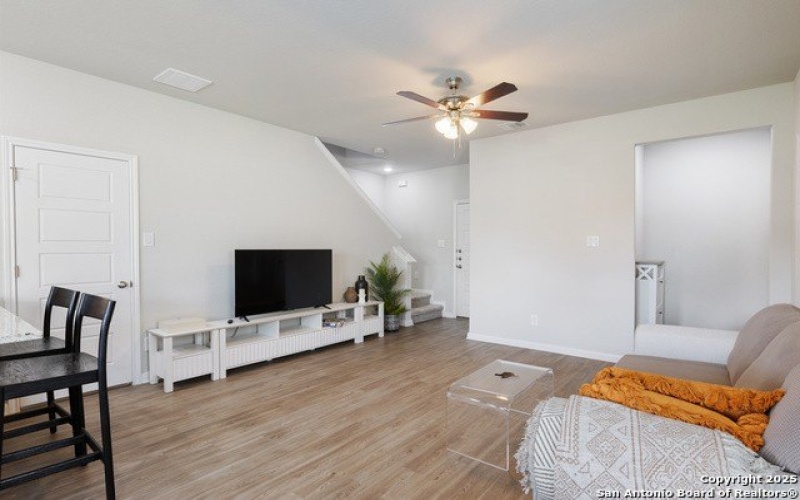 367 Emma, New Braunfels, TX 78130, 3 Bedrooms Bedrooms, ,2 BathroomsBathrooms,Residential Lease,For Rent,367 Emma,1878854