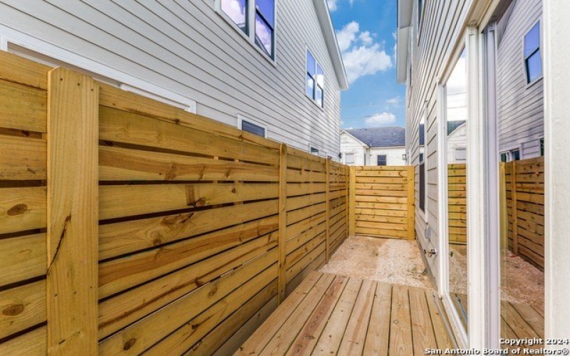 207 Gravel St #101, San Antonio, TX 78203, 3 Bedrooms Bedrooms, ,2 BathroomsBathrooms,Residential,For Sale,207 Gravel St,1878859