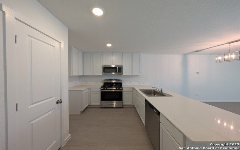 1514 Pile, New Braunfels, TX 78130, 3 Bedrooms Bedrooms, ,2 BathroomsBathrooms,Residential Lease,For Rent,1514 Pile,1878881