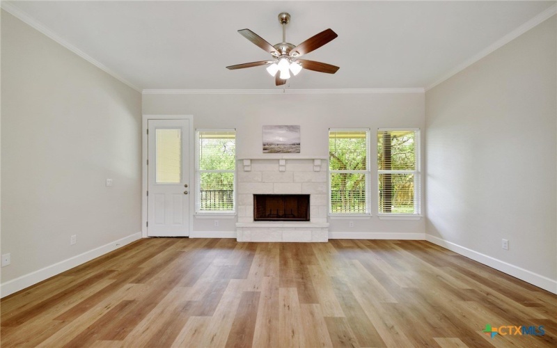2109 Meadow View Drive, San Marcos, TX 78666, 3 Bedrooms Bedrooms, ,2 BathroomsBathrooms,Residential,For Sale,2109 Meadow View Drive,584456