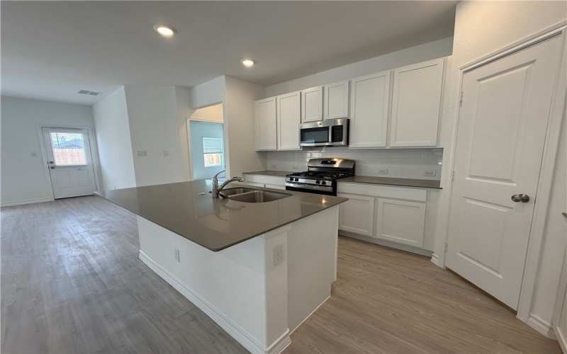7834 Wonder Woman Drive, Corpus Christi, TX 78414, 4 Habitaciones Habitaciones , ,3 BañosBaños,Residential Lease,En Alquiler,7834 Wonder Woman Drive,457984