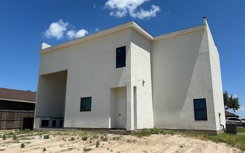2626 Las Cimas Dr, Eagle Pass, TX 78852, 5 Habitaciones Habitaciones , ,3 BañosBaños,Residential,En Venta,2626 Las Cimas Dr,81390