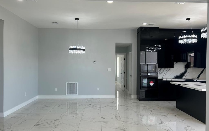 2626 Las Cimas Dr, Eagle Pass, TX 78852, 5 Habitaciones Habitaciones , ,3 BañosBaños,Residential,En Venta,2626 Las Cimas Dr,81390