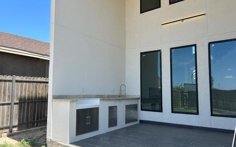2626 Las Cimas Dr, Eagle Pass, TX 78852, 5 Habitaciones Habitaciones , ,3 BañosBaños,Residential,En Venta,2626 Las Cimas Dr,81390