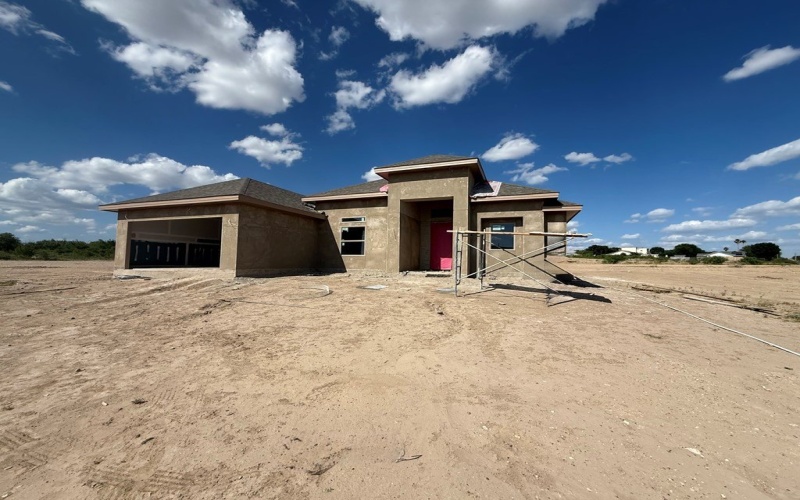 703 Encinal Dr., Eagle Pass, TX 78552, 4 Bedrooms Bedrooms, ,2 BathroomsBathrooms,Residential,For Sale,703 Encinal Dr.,81392