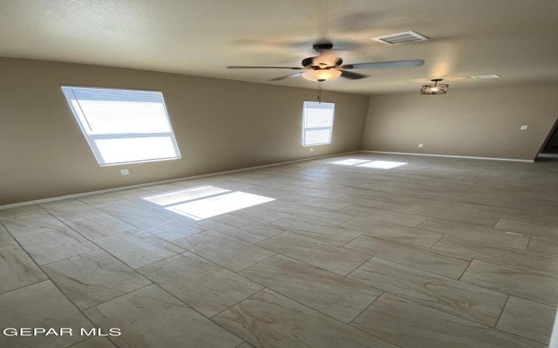 8423 LEO Street unit: B #B, El Paso, TX 79904, 3 Bedrooms Bedrooms, ,2 BathroomsBathrooms,Residential Multi Family,For Sale,8423 LEO Street unit: B,925340