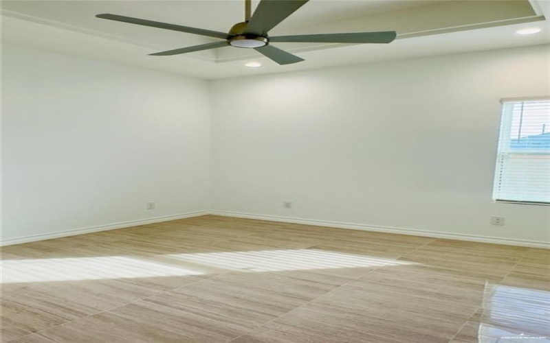 805 N Clarence Avenue #1, Edinburg, TX 78541, 2 Habitaciones Habitaciones , ,2 BañosBaños,Residential Lease,En Alquiler,805 N Clarence Avenue,473941