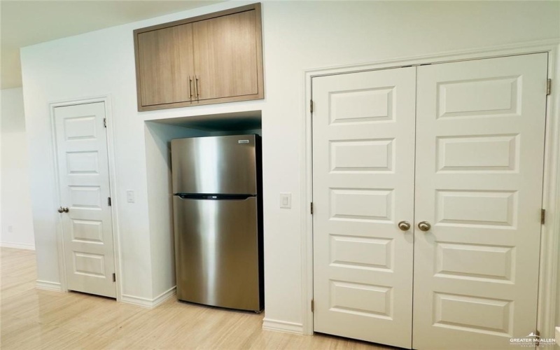 805 N Clarence Avenue #1, Edinburg, TX 78541, 2 Habitaciones Habitaciones , ,2 BañosBaños,Residential Lease,En Alquiler,805 N Clarence Avenue,473941
