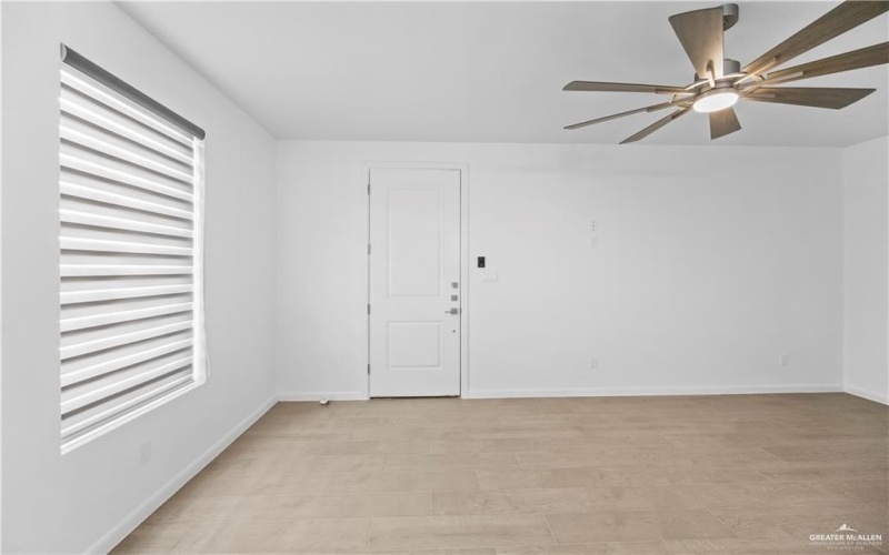 1220 E Camellia Avenue #2, McAllen, TX 78501, 2 Bedrooms Bedrooms, ,2 BathroomsBathrooms,Residential Lease,For Rent,1220 E Camellia Avenue,474667