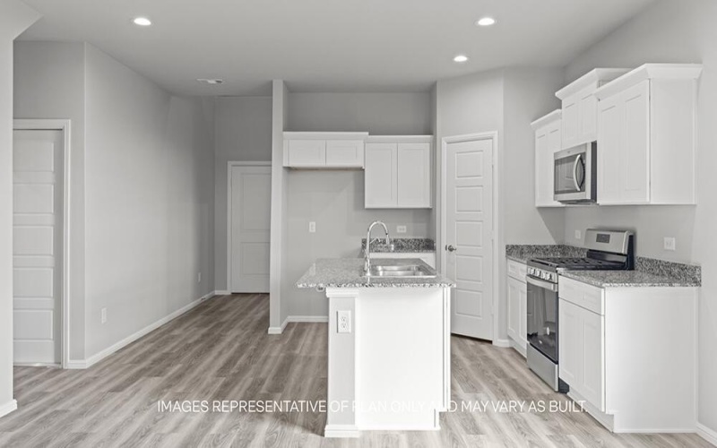 2216 150th Place, Lubbock, TX 79423, 5 Habitaciones Habitaciones , ,3 BañosBaños,Residential,En Venta,2216 150th Place,202556946