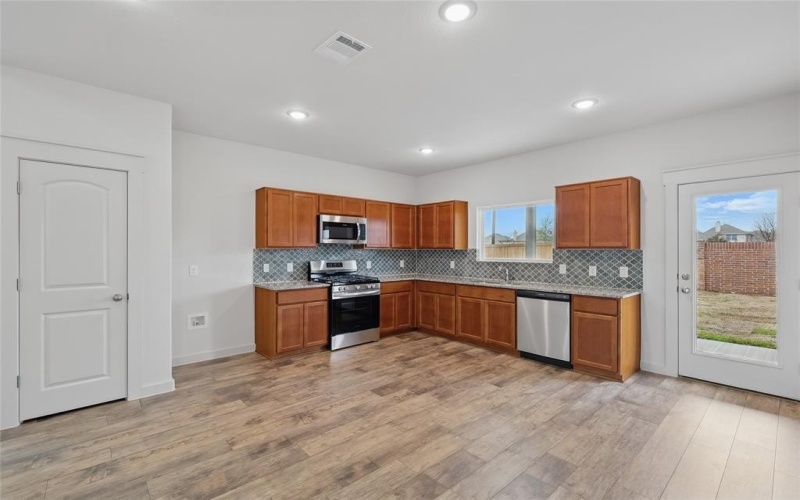 1153 Baker Bridge Drive, Forney, TX 75126, 3 Bedrooms Bedrooms, ,2 BathroomsBathrooms,Residential,For Sale,1153 Baker Bridge Drive,20781204