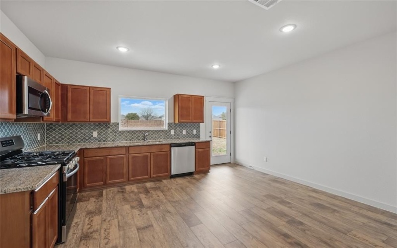1153 Baker Bridge Drive, Forney, TX 75126, 3 Bedrooms Bedrooms, ,2 BathroomsBathrooms,Residential,For Sale,1153 Baker Bridge Drive,20781204