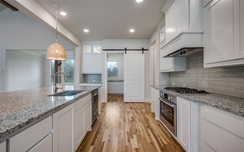 1004 Lake Prairie Trail, Fort Worth, TX 76126, 4 Bedrooms Bedrooms, ,5 BathroomsBathrooms,Residential,For Sale,1004 Lake Prairie Trail,20825168