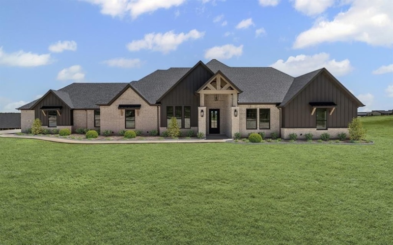 432 Royal Santana Run, Weatherford, TX 76087, 4 Bedrooms Bedrooms, ,3 BathroomsBathrooms,Residential,For Sale,432 Royal Santana Run,20951104