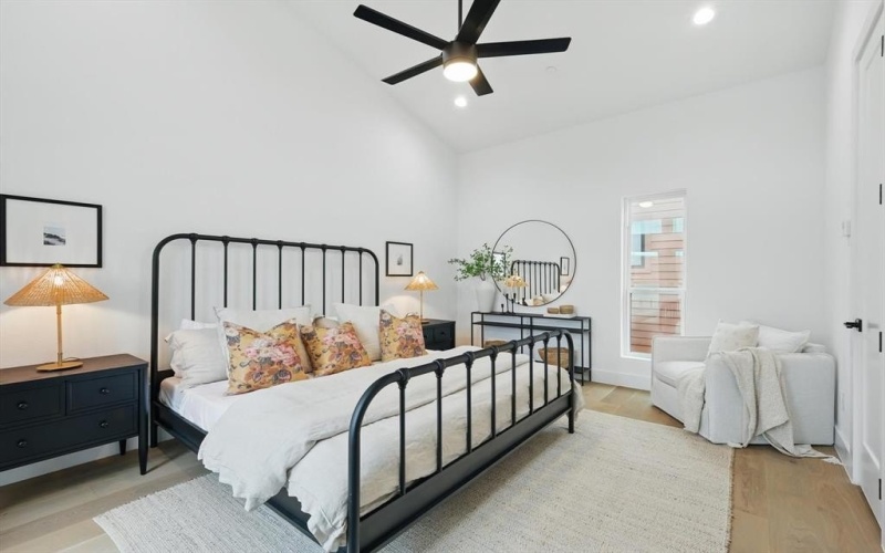 4208 Live Oak Street #102, Dallas, TX 75204, 2 Bedrooms Bedrooms, ,2 BathroomsBathrooms,Residential,For Sale,4208 Live Oak Street,20967786
