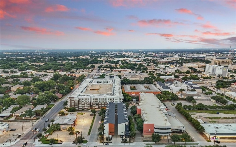 4208 Live Oak Street #102, Dallas, TX 75204, 2 Bedrooms Bedrooms, ,2 BathroomsBathrooms,Residential,For Sale,4208 Live Oak Street,20967786