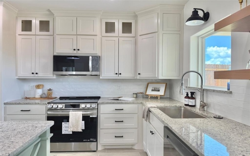 5602 San Jacinto Drive, Granbury, TX 76048, 4 Bedrooms Bedrooms, ,2 BathroomsBathrooms,Residential,For Sale,5602 San Jacinto Drive,20978970