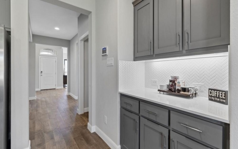 524 PICKETT CREEK Drive, Fort Worth, TX 76008, 4 Bedrooms Bedrooms, ,2 BathroomsBathrooms,Residential,For Sale,524 PICKETT CREEK Drive,20979723