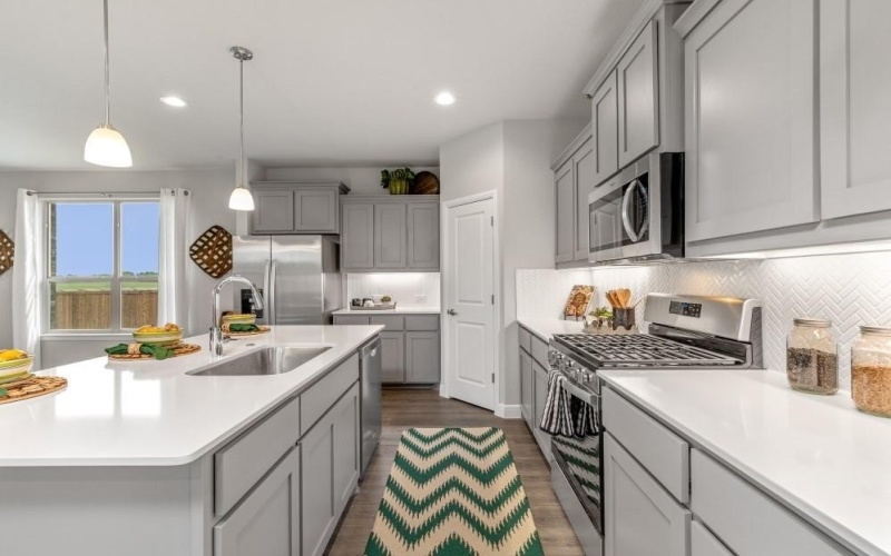 15021 GREEN BLUFF Drive, Fort Worth, TX 76008, 4 Bedrooms Bedrooms, ,2 BathroomsBathrooms,Residential,For Sale,15021 GREEN BLUFF Drive,20979771