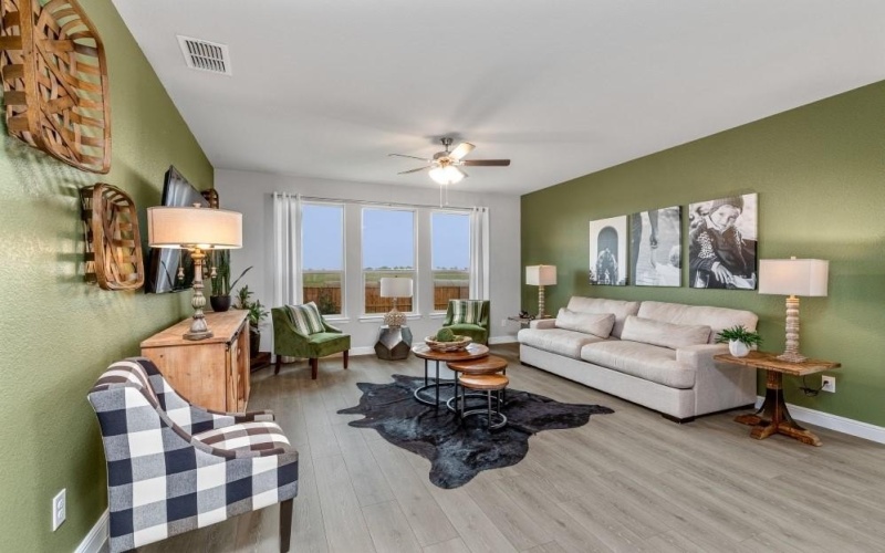 15021 GREEN BLUFF Drive, Fort Worth, TX 76008, 4 Bedrooms Bedrooms, ,2 BathroomsBathrooms,Residential,For Sale,15021 GREEN BLUFF Drive,20979771