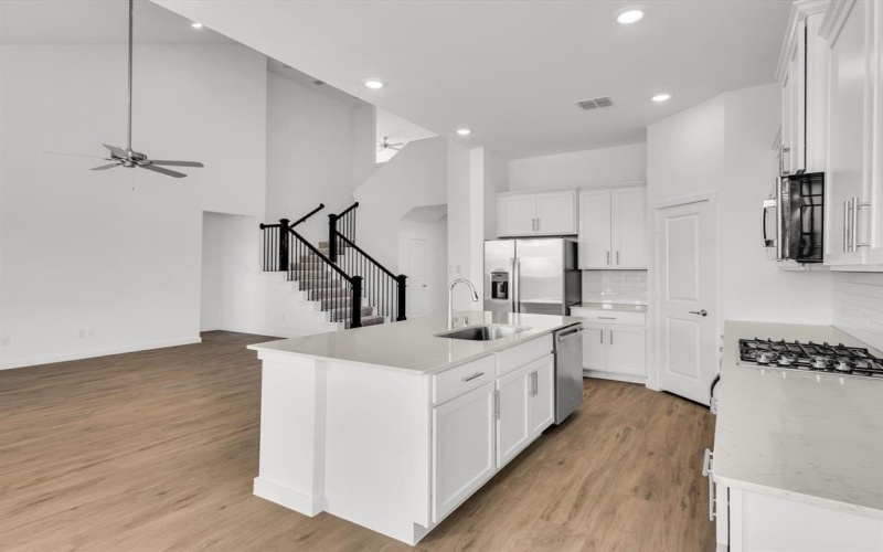 1709 Quaking Aspen Way, McKinney, TX 75071, 4 Bedrooms Bedrooms, ,3 BathroomsBathrooms,Residential Lease,For Rent,1709 Quaking Aspen Way,20980169