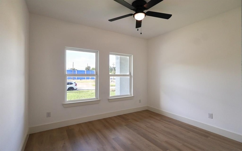 836 E Arlington Avenue, Fort Worth, TX 76104, 4 Habitaciones Habitaciones , ,2 BañosBaños,Residential,En Venta,836 E Arlington Avenue,20980931