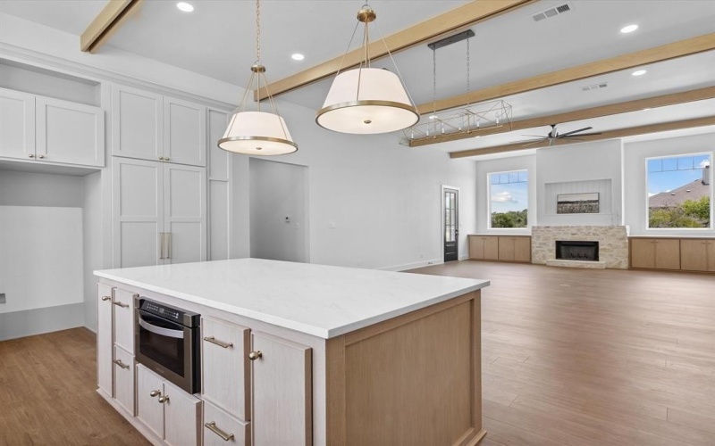 711 Green Canyon Court, Hudson Oaks, TX 76087, 3 Bedrooms Bedrooms, ,2 BathroomsBathrooms,Residential,For Sale,711 Green Canyon Court,20981347