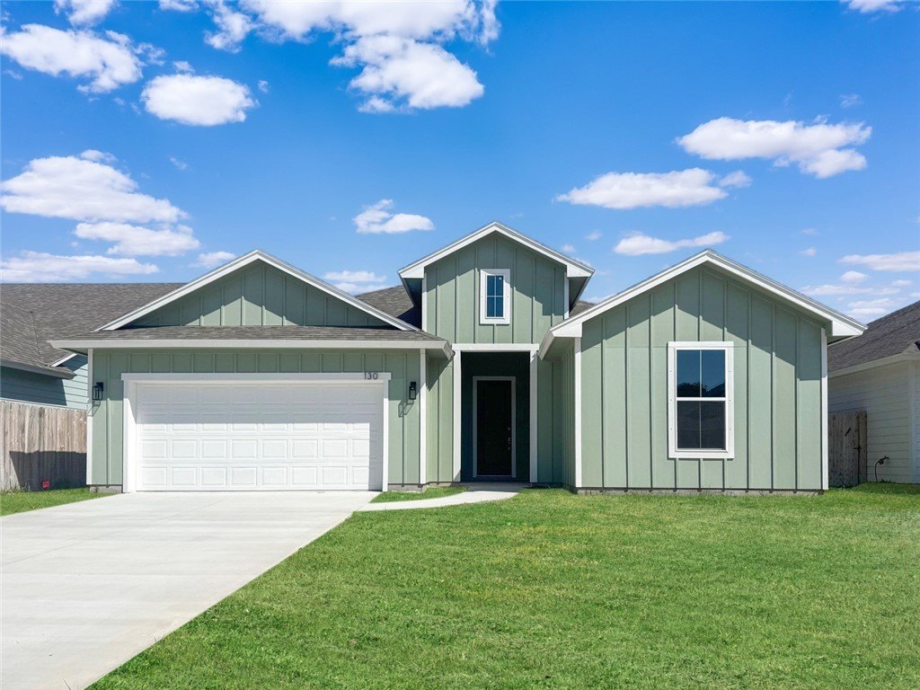130 Broad Oak Drive, Rockport, TX 78382, 3 Habitaciones Habitaciones , ,2 BañosBaños,Residential,En Venta,130 Broad Oak Drive,452529