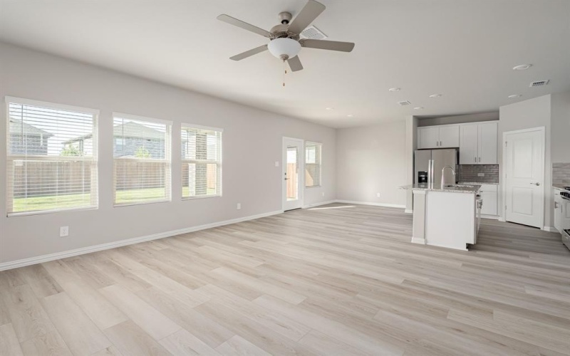 905 Rosemary Hill, McKinney, TX 75071, 3 Bedrooms Bedrooms, ,2 BathroomsBathrooms,Residential,For Sale,905 Rosemary Hill,20981517