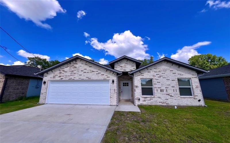 807 Sayle Street, Greenville, TX 75401, 4 Habitaciones Habitaciones , ,2 BañosBaños,Residential Lease,En Alquiler,807 Sayle Street,20981785