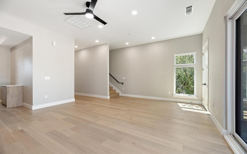 4060 Spring Valley Road #403, Farmers Branch, TX 75244, 3 Bedrooms Bedrooms, ,3 BathroomsBathrooms,Residential,For Sale,4060 Spring Valley Road,20981850