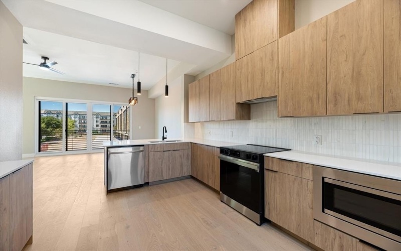 4060 Spring Valley Road #403, Farmers Branch, TX 75244, 3 Bedrooms Bedrooms, ,3 BathroomsBathrooms,Residential,For Sale,4060 Spring Valley Road,20981850