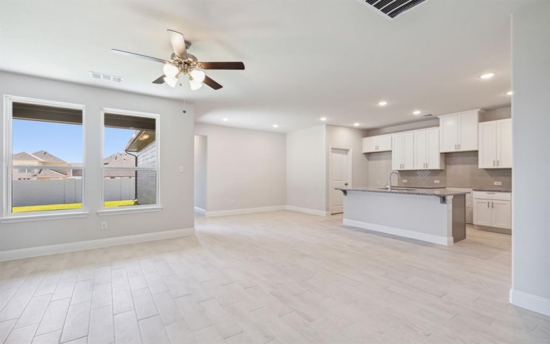 1625 Hitching Post Road, Weston, TX 75009, 3 Bedrooms Bedrooms, ,2 BathroomsBathrooms,Residential,For Sale,1625 Hitching Post Road,20981956